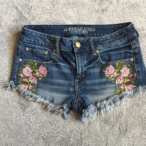 American Eagle denim shorts size 6